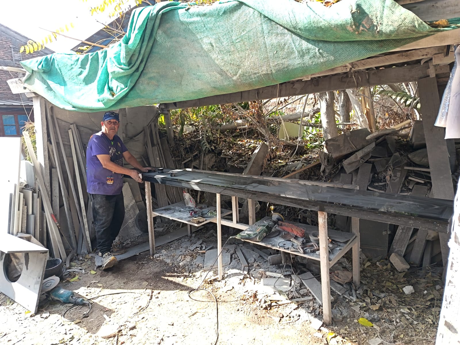Proceso de fabricación de cubierta artesanal